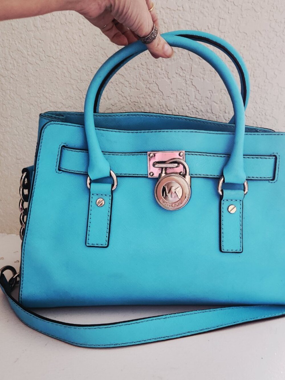 Michael Kors Hamilton Turquoise Shoulder Bag - Picture 2 of 10